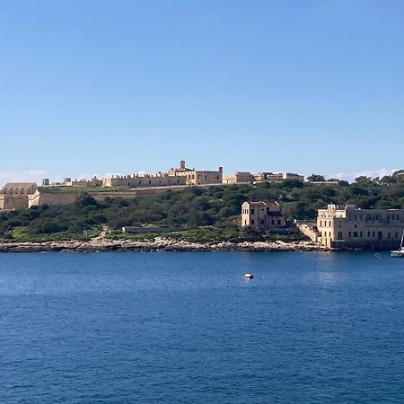 Charming Central Townhouse In Sliema Steps From Promenade And Sliema Ferry公寓 外观 照片