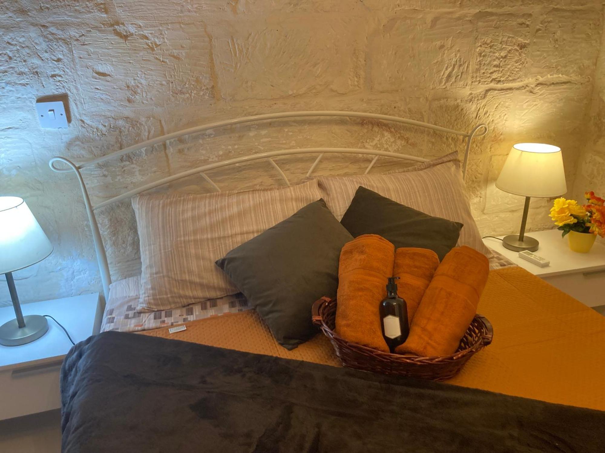 Charming Central Townhouse In Sliema Steps From Promenade And Sliema Ferry公寓 外观 照片